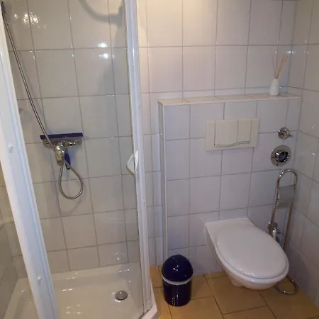 Apartment Mit Garten In Ruhiger Lage Ostseebad Heringsdorf