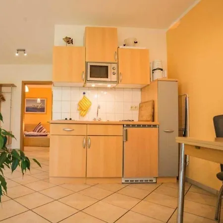 Mit Garten In Ruhiger Lage Apartment Ostseebad Heringsdorf